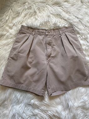 HUNT CLUB Tan Khaki Pleated Cotton Denim Shorts Men's Size 34 1990s Made in USA
